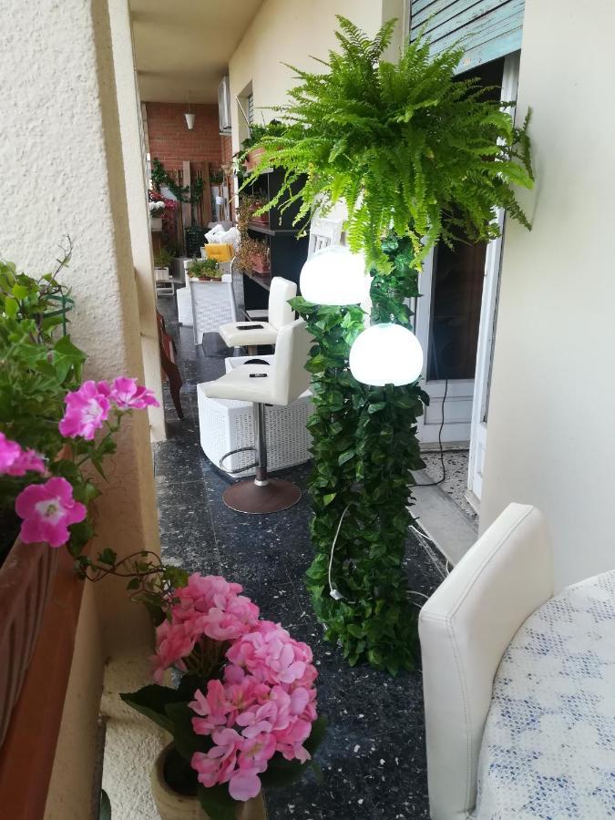 Domus Aurea Bed and Breakfast Οριστάνο Εξωτερικό φωτογραφία